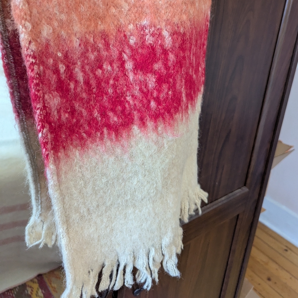 Vintage 100% Alpaca Wool Scarf Knit Winter Warm Cream Coral Red - Picture 9 of 10